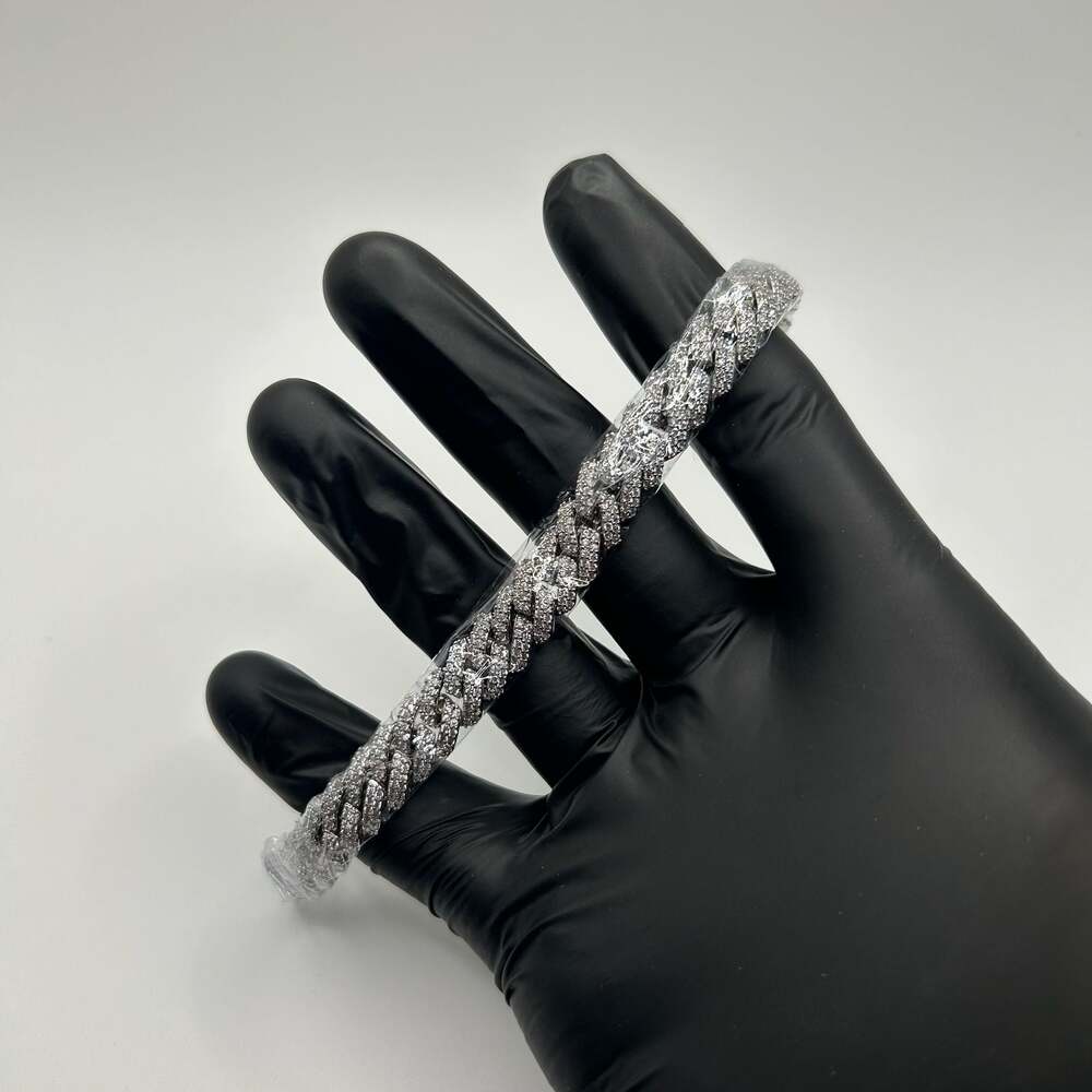 VVS Moissanite Round Emerald Cuban Bracelet Silver 10mm 7 Inch Small Flaw Men